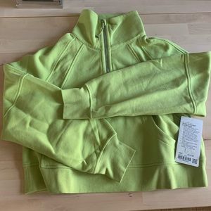 Lululemon Scuba Oversized Cropped Funnel Neck XS/S - Wasabi